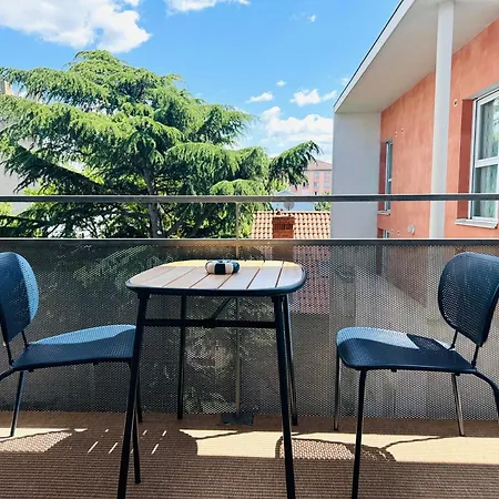 Apartament Magnifique T3 Avec Terrasse *